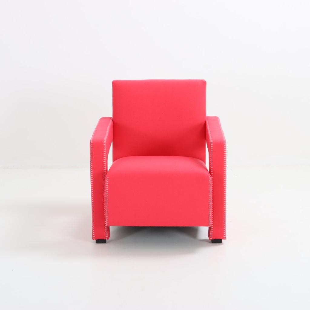 C637 Utrecht Armchair Pink Wool